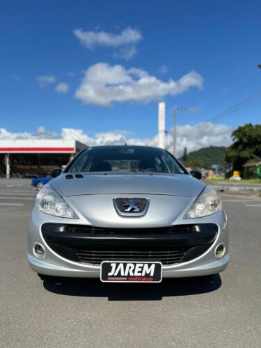 Peugeot 207 1.4 XR 2011