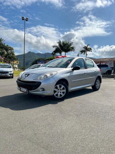 Peugeot 207 1.4 XR 2011