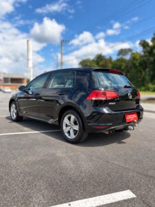 VW Golf Confortline 1.4 TSI 2015 automático - foto 6