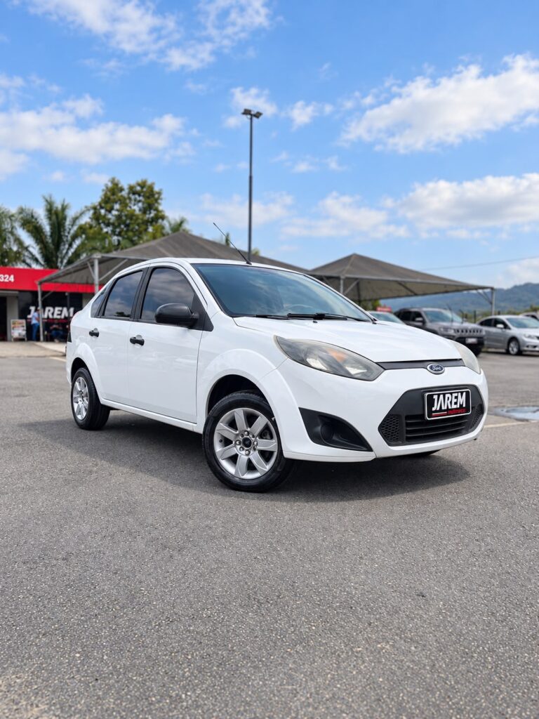 Ford Fiesta sedan 1.0 2013